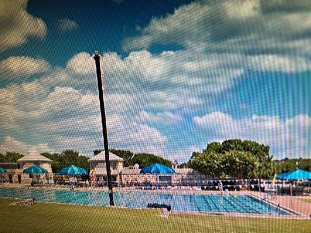 11401 Ohmfield Court Austin, TX 78739 - Photo 38 of 40 Circle C HOA pool.