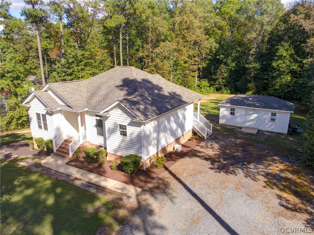 7231 Hughes Road Sandston, VA 23150 - Photo 4 of 36 Gallery Image 4