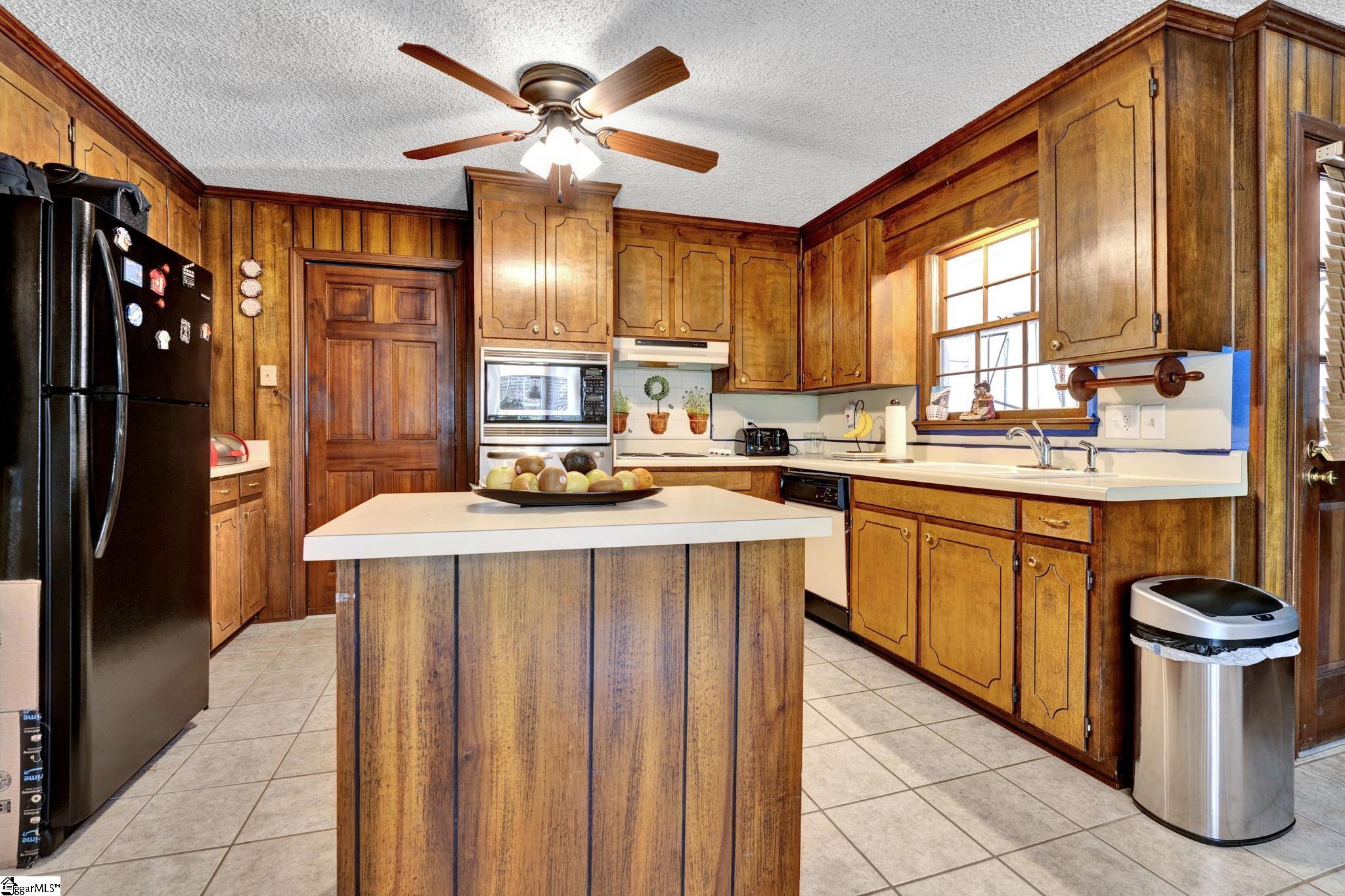 62 Nottingham Road Clinton, SC 29325 - Photo 7 of 36 Gallery Image 7