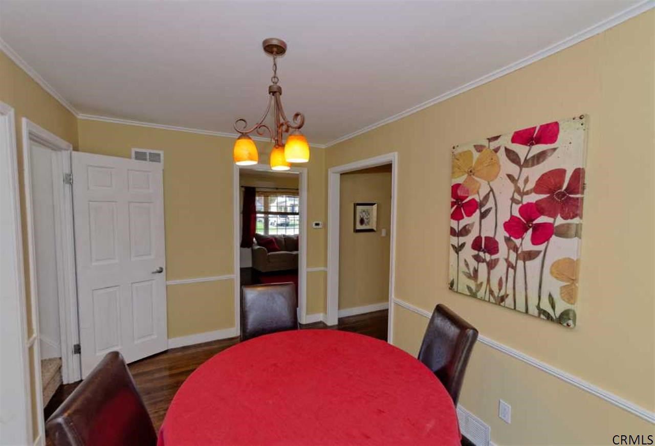 16 Willowbrook Road Schenectady, NY 12302 - Photo 12 of 24 Photo 12