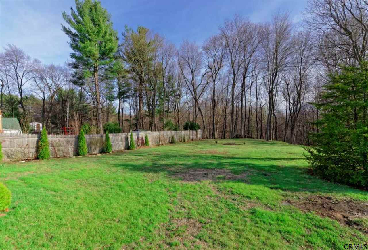16 Willowbrook Road Schenectady, NY 12302 - Photo 20 of 24 Photo 20