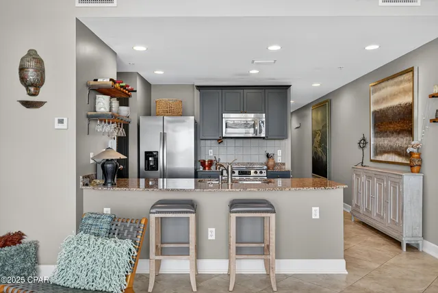 $369,900 | 4100 Marriott Drive, Unit 406, Panama City, FL 32408