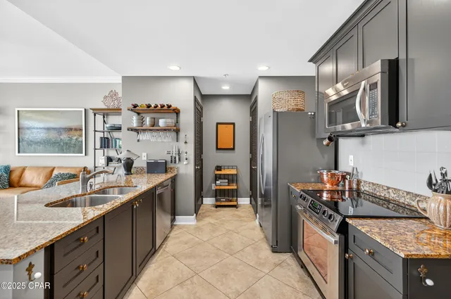 $369,900 | 4100 Marriott Drive, Unit 406, Panama City, FL 32408