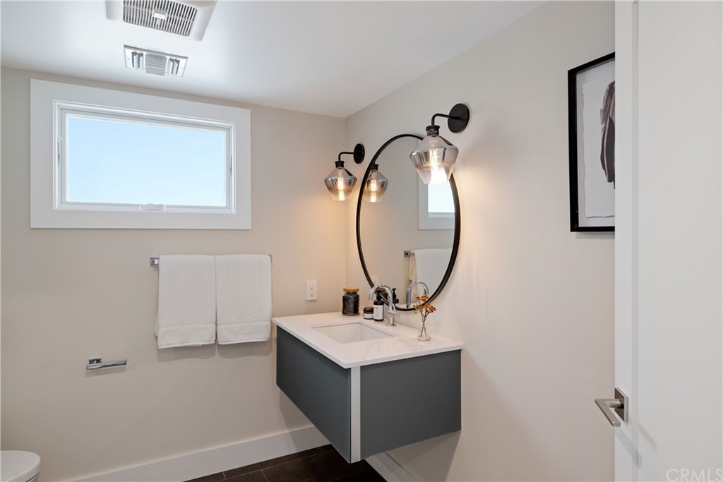 3808 The Strand Manhattan Beach, CA 90266 - Photo 39 of 67