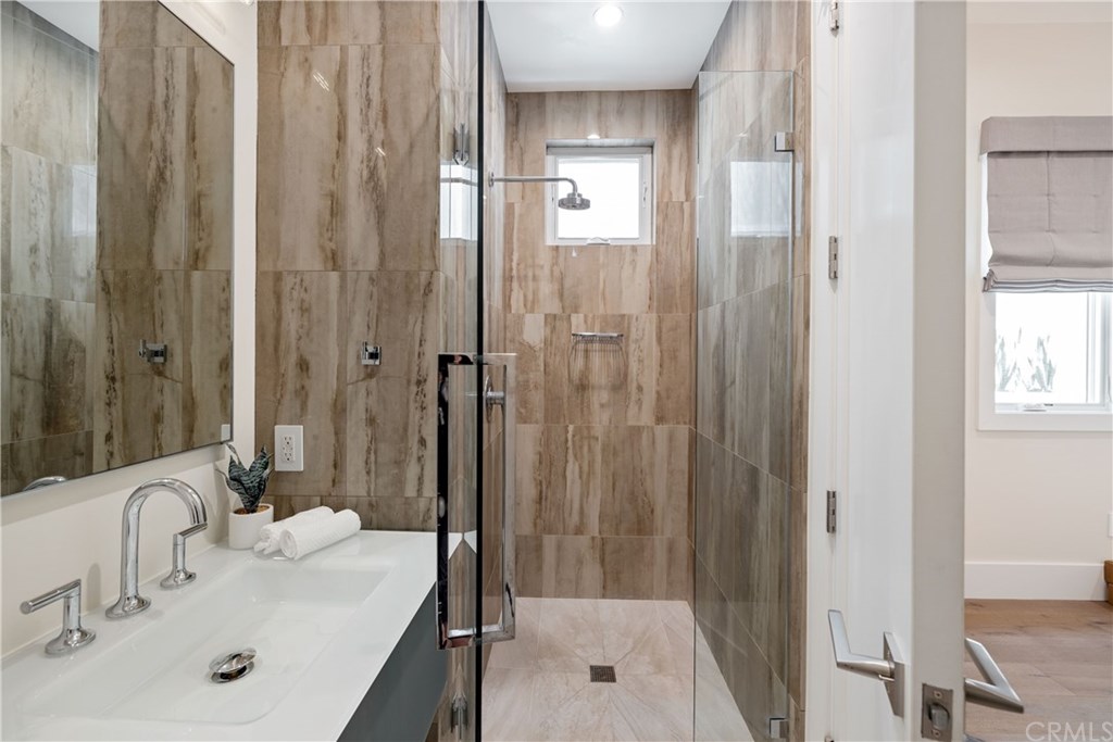 3808 The Strand Manhattan Beach, CA 90266 - Photo 62 of 67