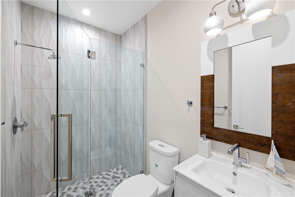 3808 The Strand Manhattan Beach, CA 90266 - Photo 63 of 67 Full Bath off Garage entrance - perfect for rinsing off from the Beach before entering the home.