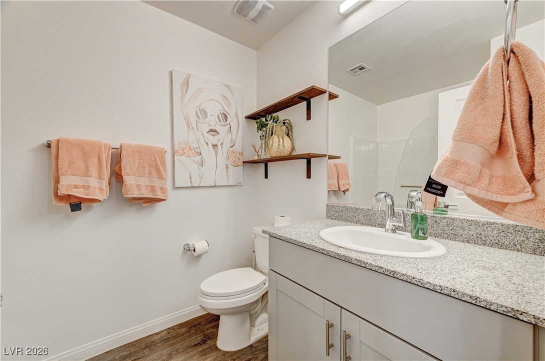 12183 Mojave Gold Road, Unit 2 Las Vegas, NV 89183 - Photo 21 of 42 Second bathroom