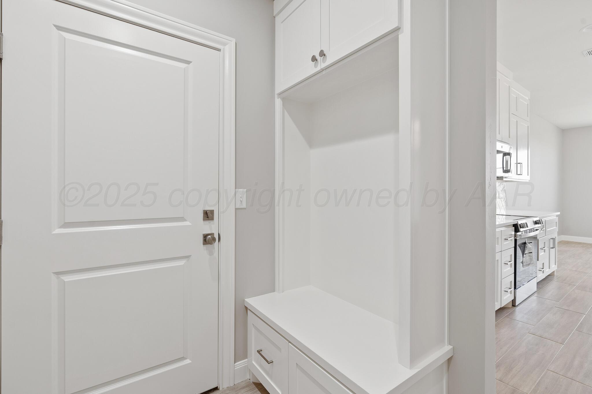 3551 Whitetail Springs Road Amarillo, TX 79119 - Photo 18 of 33 a bathroom with a shower and a sink