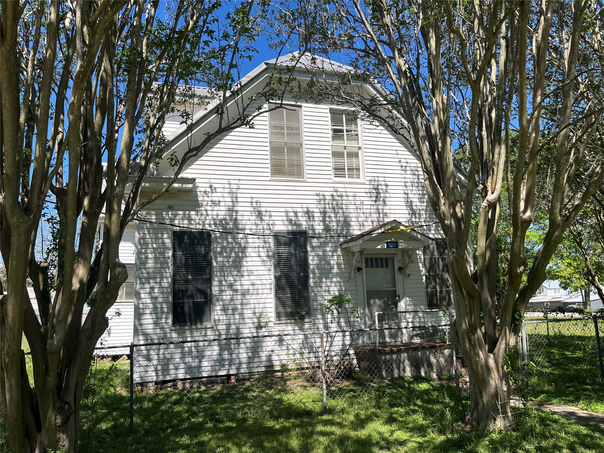 223 Walnut Street New Ulm, TX 78950 - Photo 5 of 10