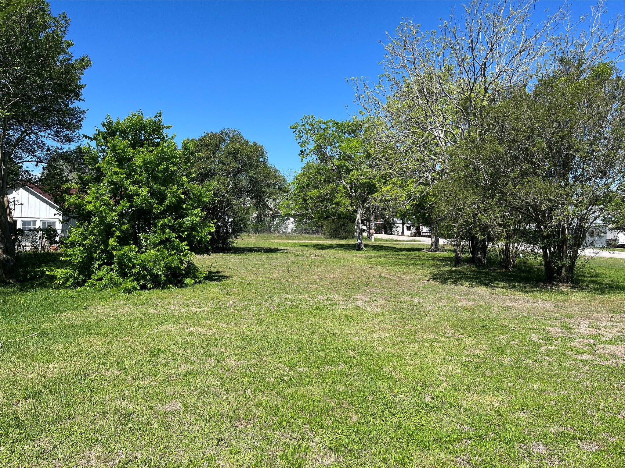 223 Walnut Street New Ulm, TX 78950 - Photo 10 of 10