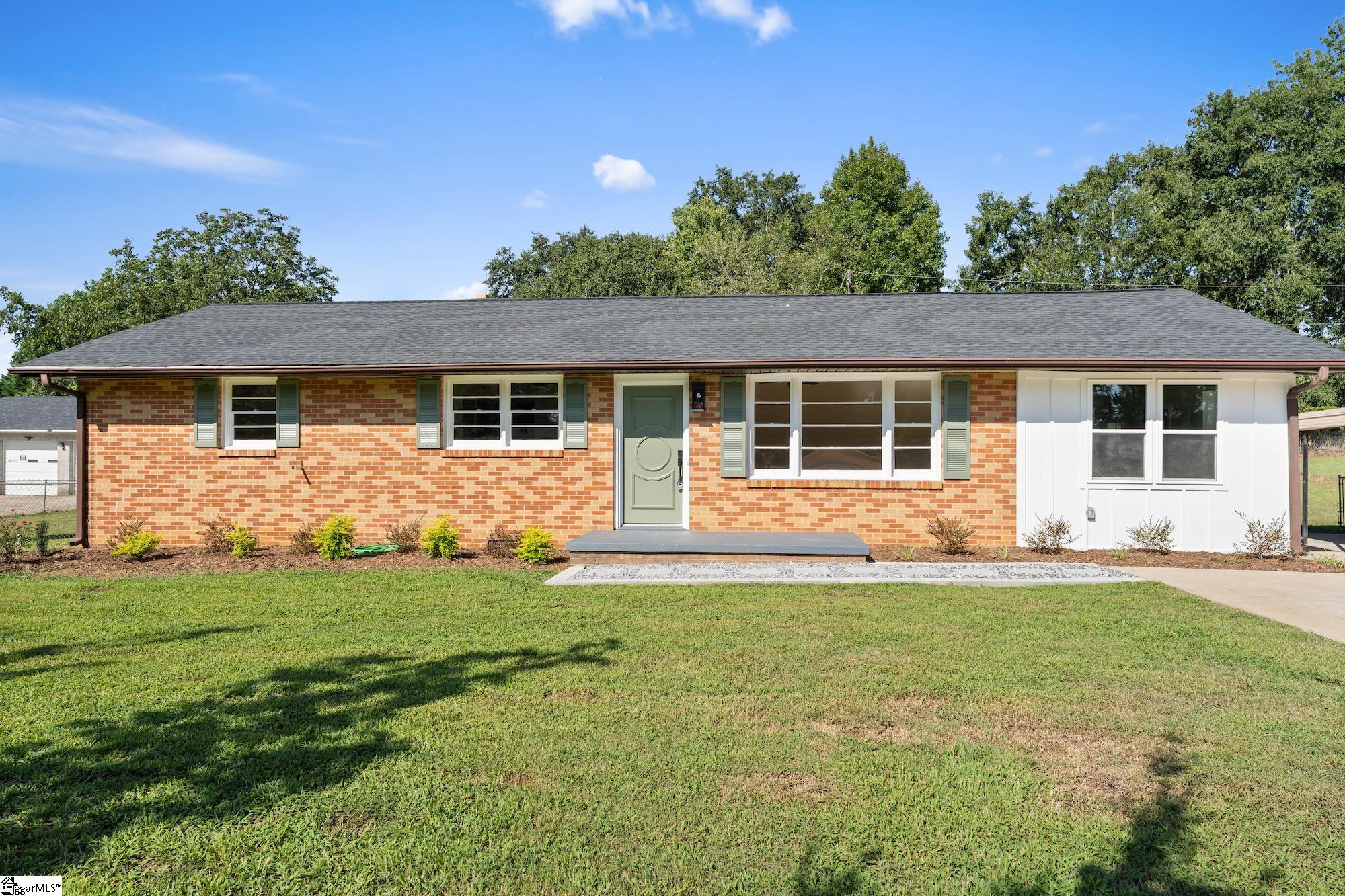 4 Coker Circle Williamston, SC 29697 - Photo 1 of 21