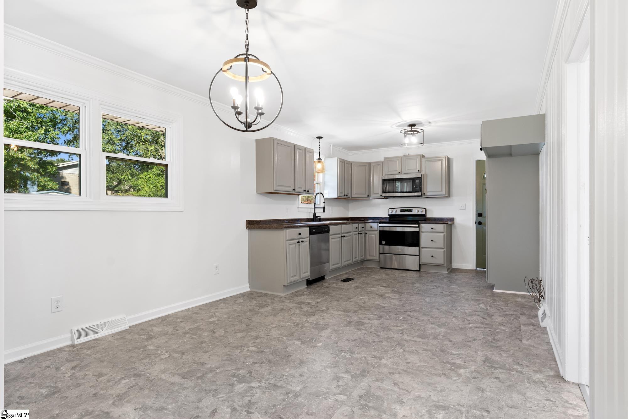 4 Coker Circle Williamston, SC 29697 - Photo 6 of 21