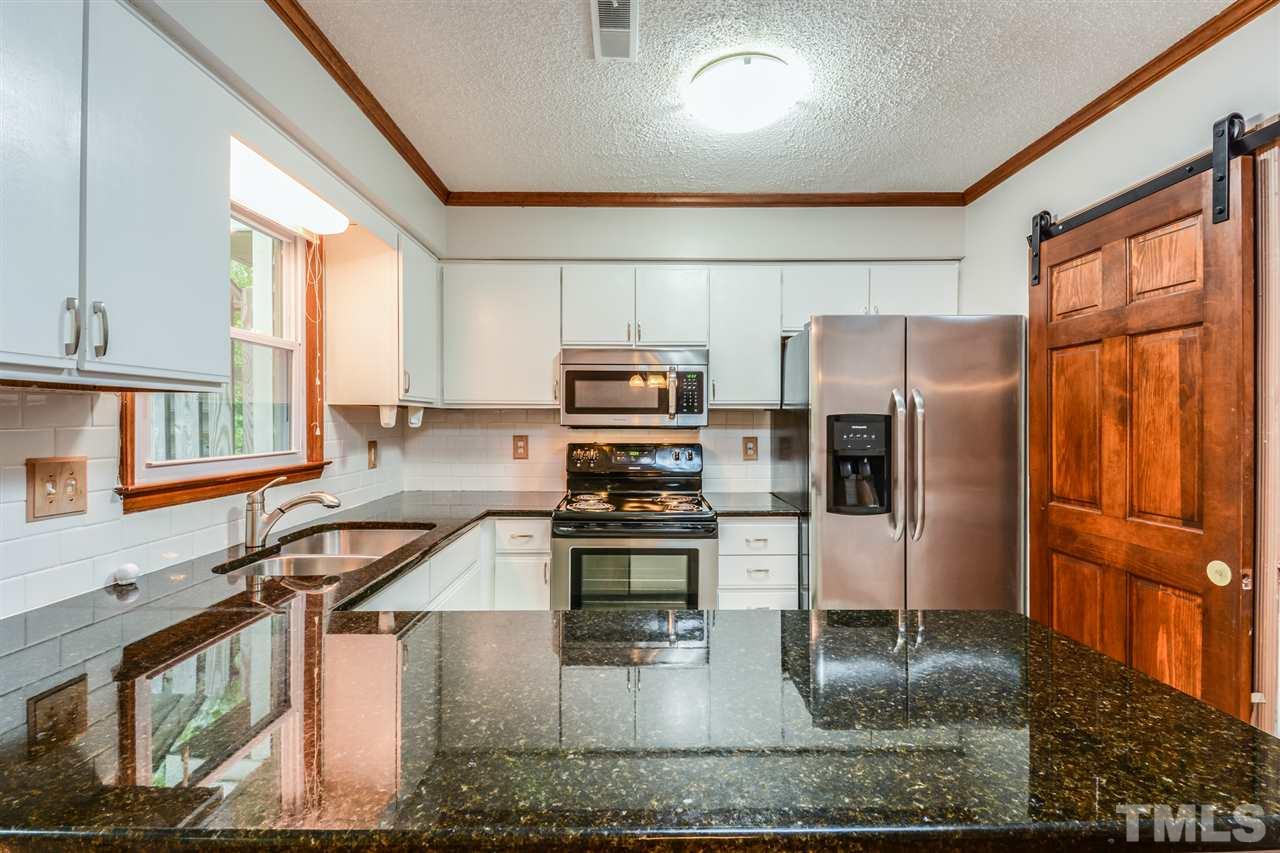 5582 Hamstead Crossing Raleigh, NC 27612 - Photo 2 of 13 Gallery Image 2