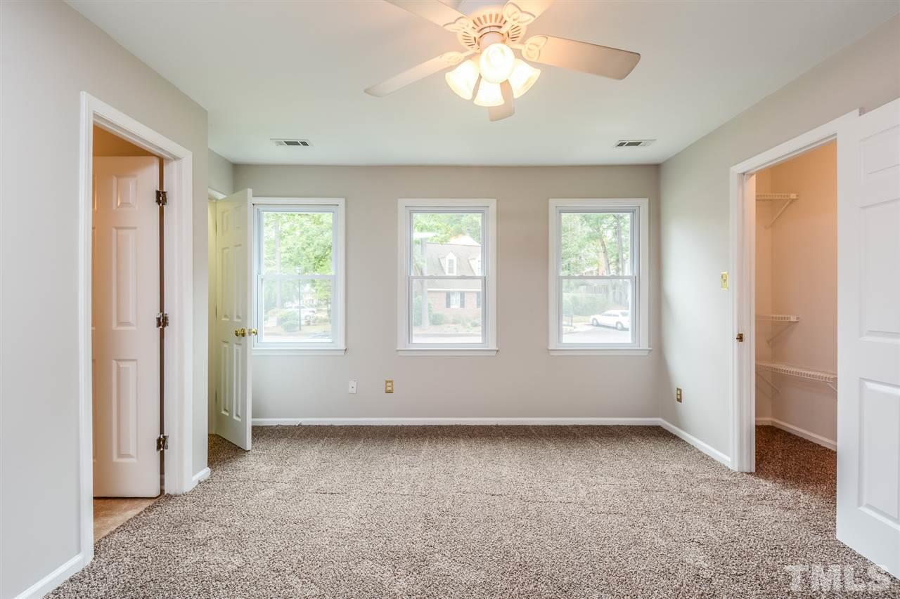 5582 Hamstead Crossing Raleigh, NC 27612 - Photo 6 of 13 Gallery Image 6