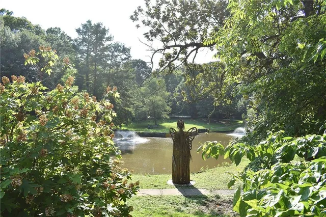 $289,000 | 148 Waverly Way Northeast, Unit 6, Atlanta, GA 30307