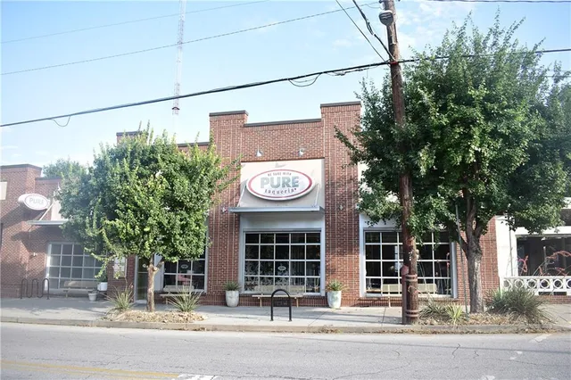 $289,000 | 148 Waverly Way Northeast, Unit 6, Atlanta, GA 30307