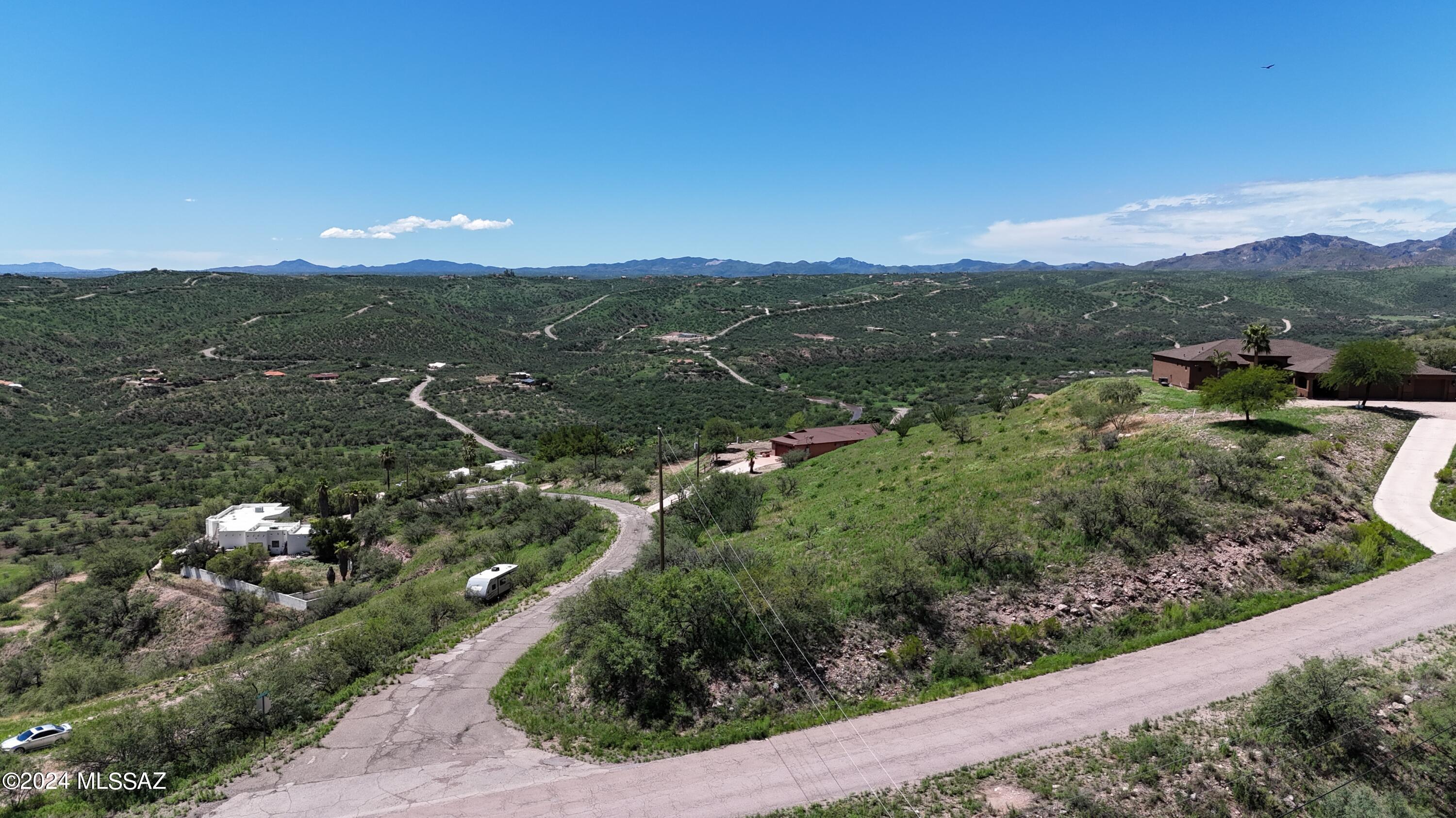 1446 Circulo Sombrero, Unit 77 Rio Rico, AZ 85648 - Photo 3 of 12