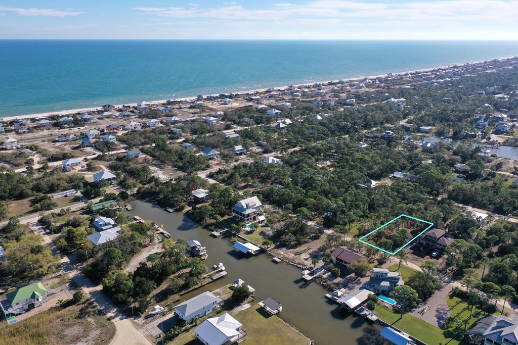 324 Bruce Street Eastpoint, FL 32328 - Photo 12 of 23