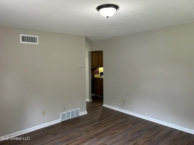 $1,195 | 8105 Elmbrook Drive, Southaven, MS 38671