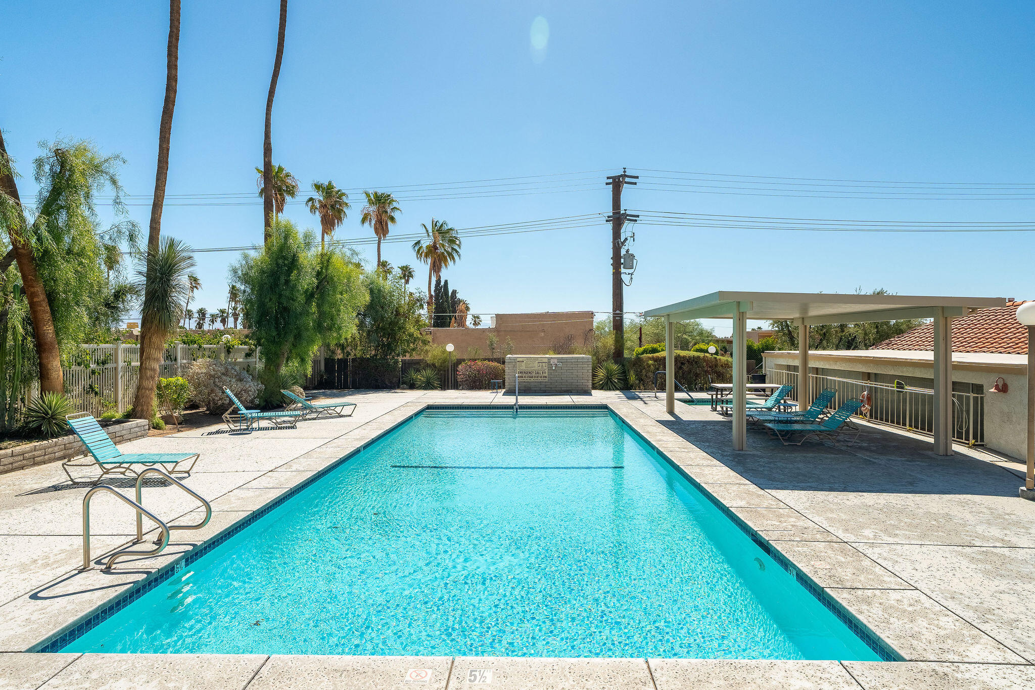 334 West Santa Elena Road Palm Springs, CA 92262 - Photo 37 of 47 334WSantaElenaRd-37
