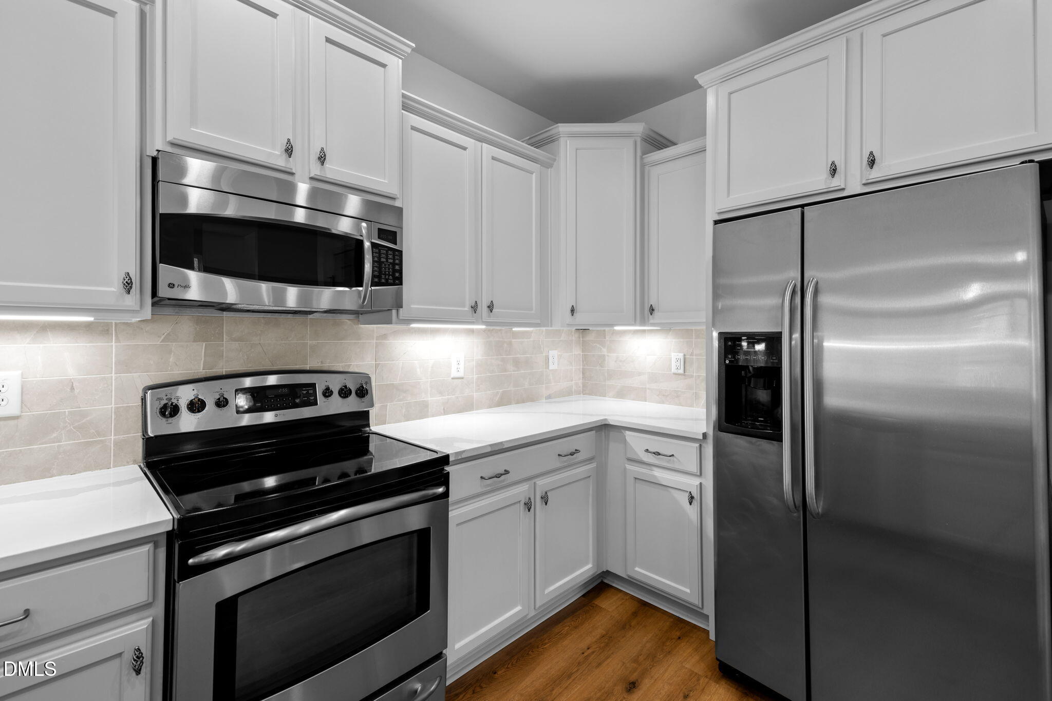 10122 Glen Autumn Road Raleigh, NC 27617 - Photo 13 of 32 12-web-or-mls-5Z8A9645