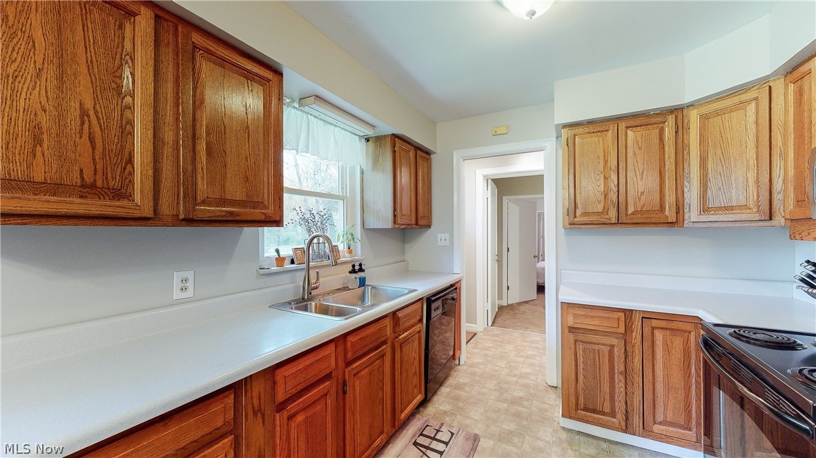 11479 Valley View Road Northfield, OH 44067 - Photo 7 of 35 Plenty of cabinets & counter space