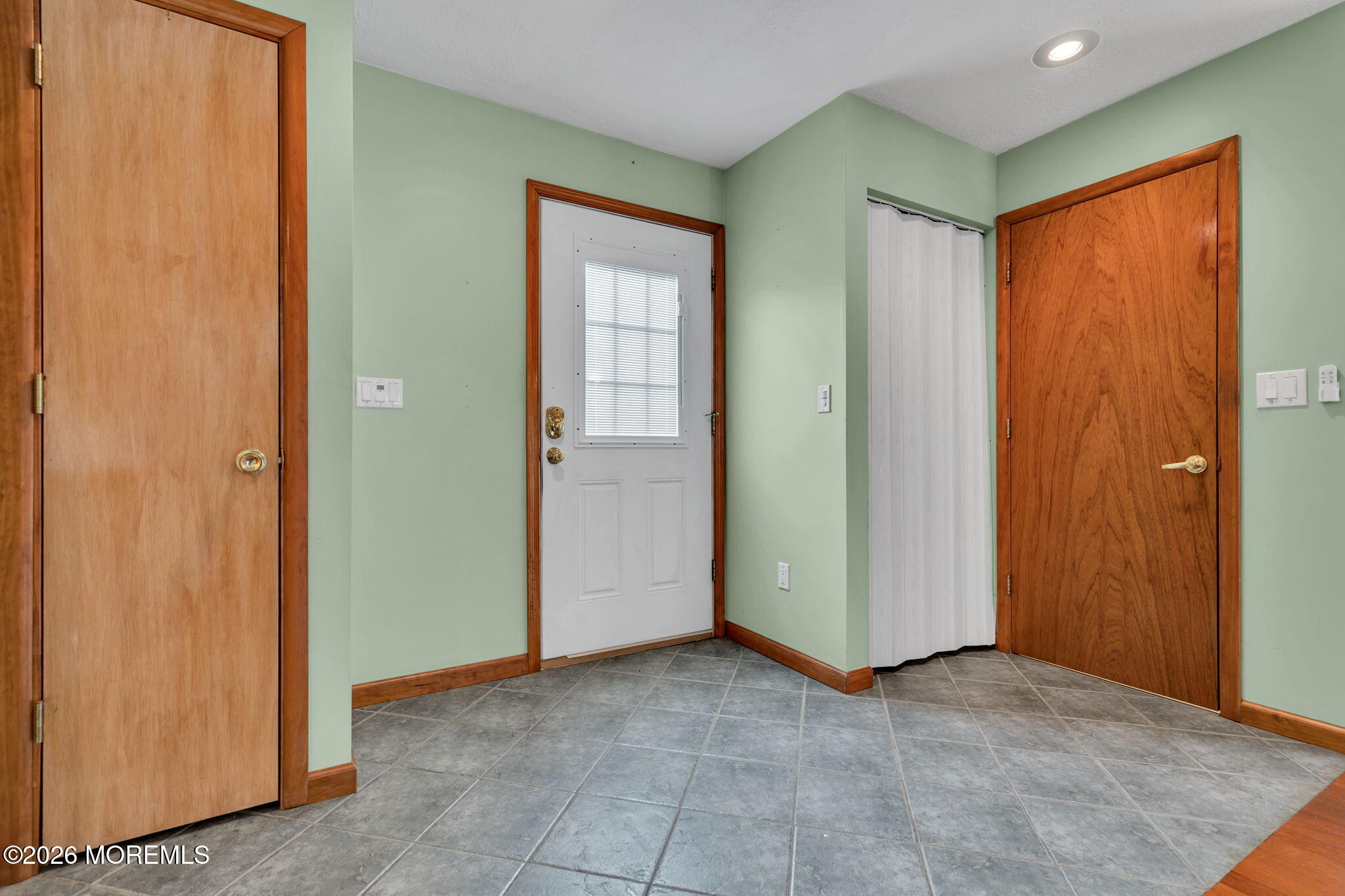 20 Sylvan Boulevard Howell, NJ 07731 - Photo 6 of 65 10-web-or-mls-DSC09531