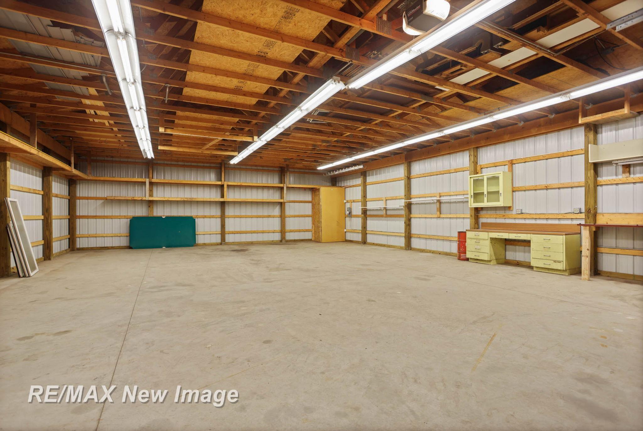 12566 Gratiot Road Saginaw, MI 48609 - Photo 37 of 59 50157004-51c9d32c-39bf-4241-bc85-ea9c942752e5.JPG
