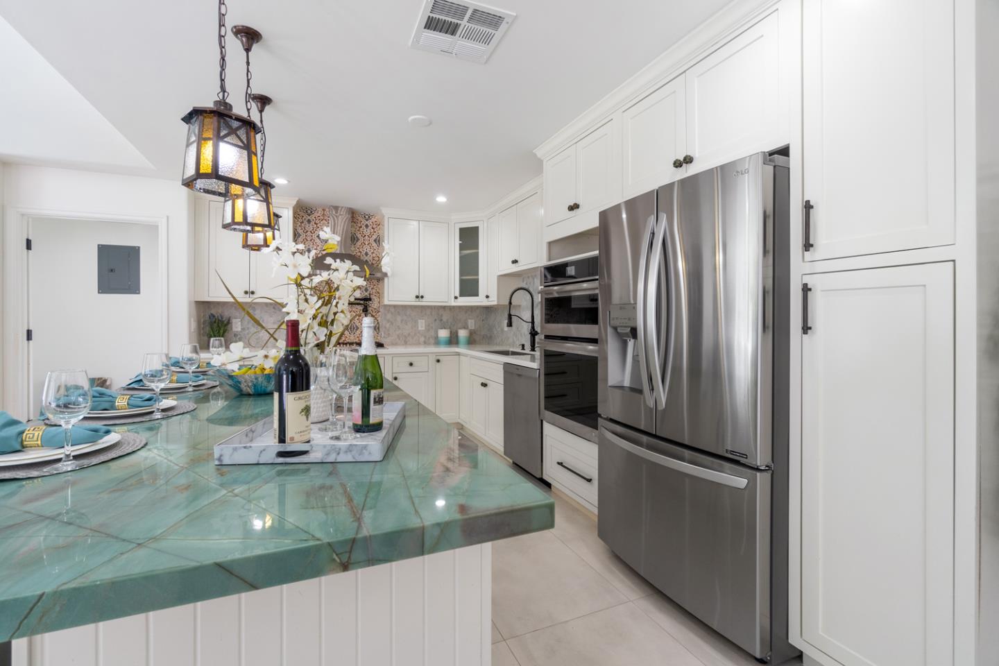 13371 Quito Road Saratoga, CA 95070 - Photo 6 of 66