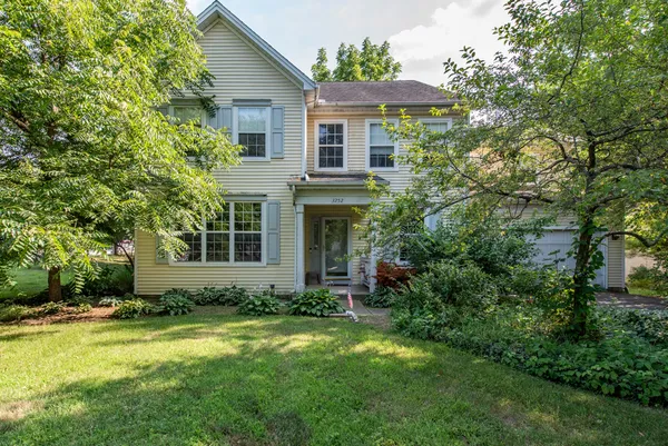 $425,000 | 3252 Victoria Lane, Waukegan, IL 60083