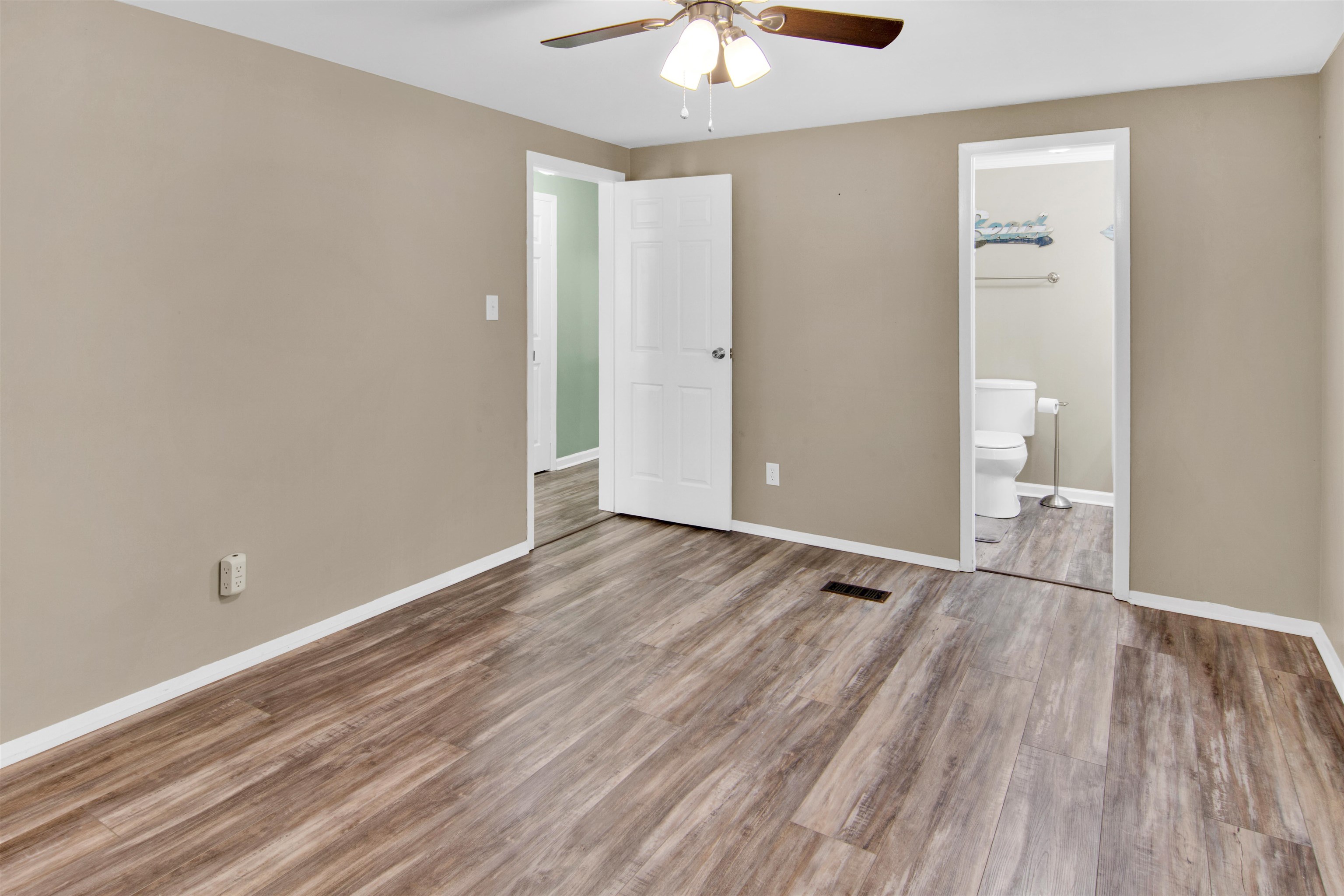 465 Sandpebble Surfside Beach, SC 29575 - Photo 22 of 42
