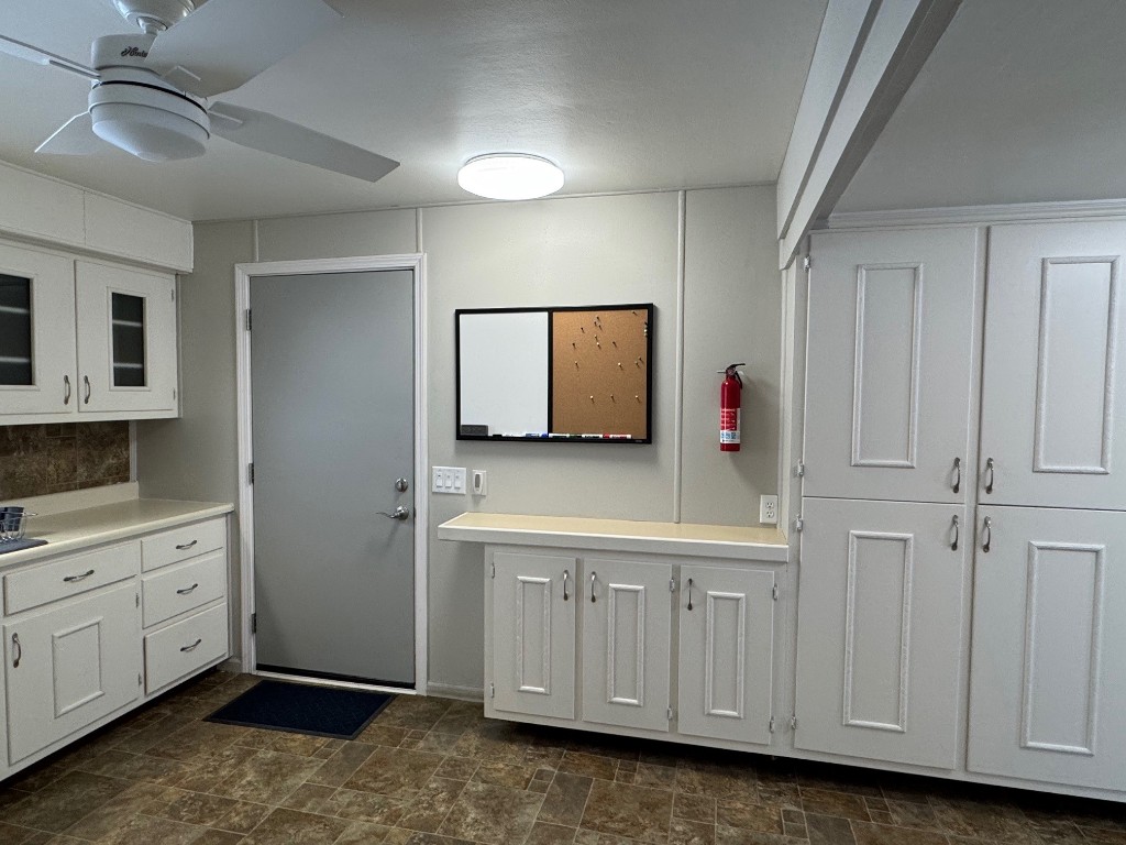 141 Vestal Road Vestal, NY 13850 - Photo 6 of 26 Gallery Image 6