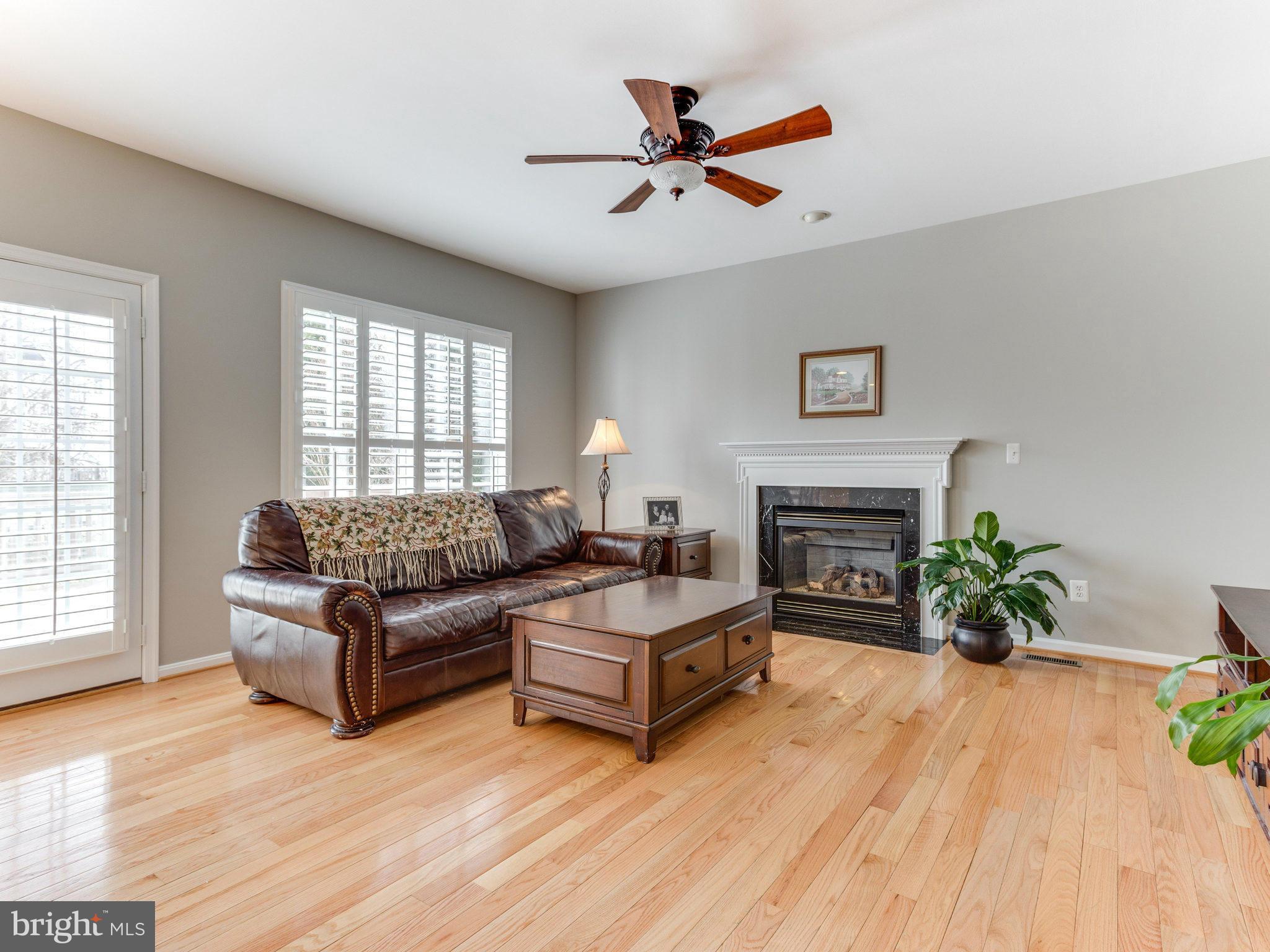 43074 Lake Ridge Place Leesburg, VA 20176 - Photo 11 of 30 Family Room