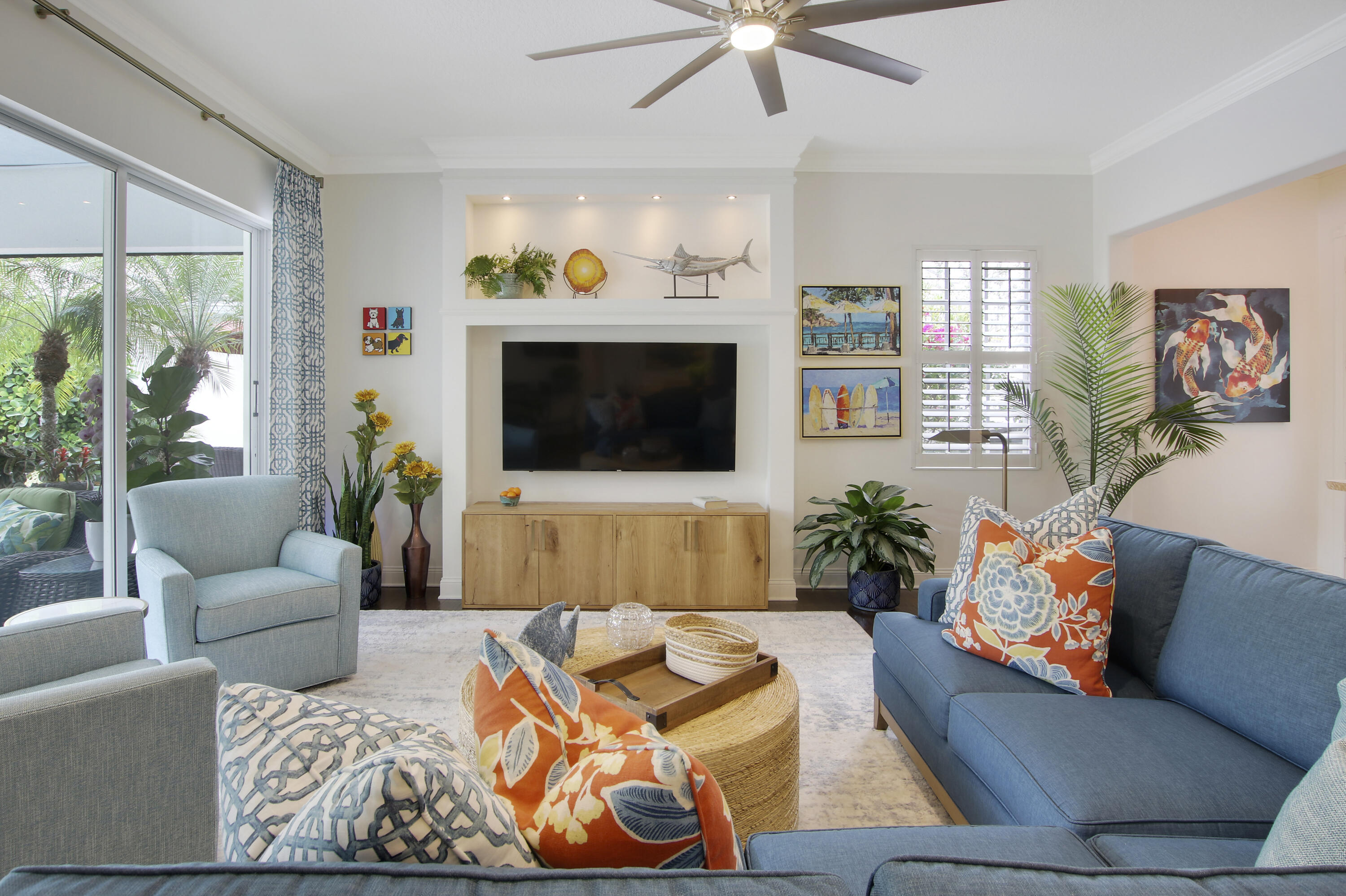 136 Florence Drive Jupiter, FL 33458 - Photo 12 of 51 Gorgeous Living Space