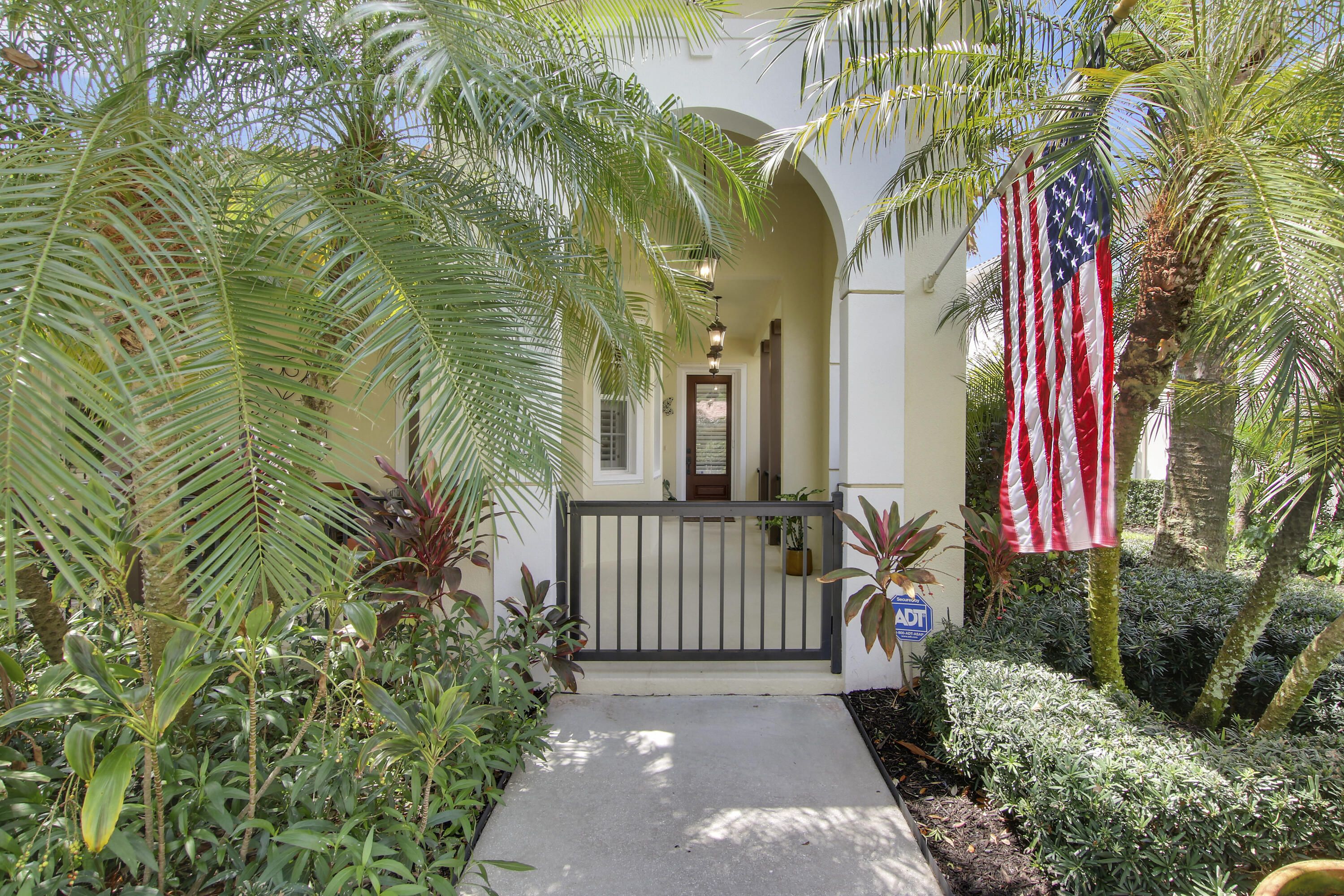 136 Florence Drive Jupiter, FL 33458 - Photo 3 of 51 Welcome Home