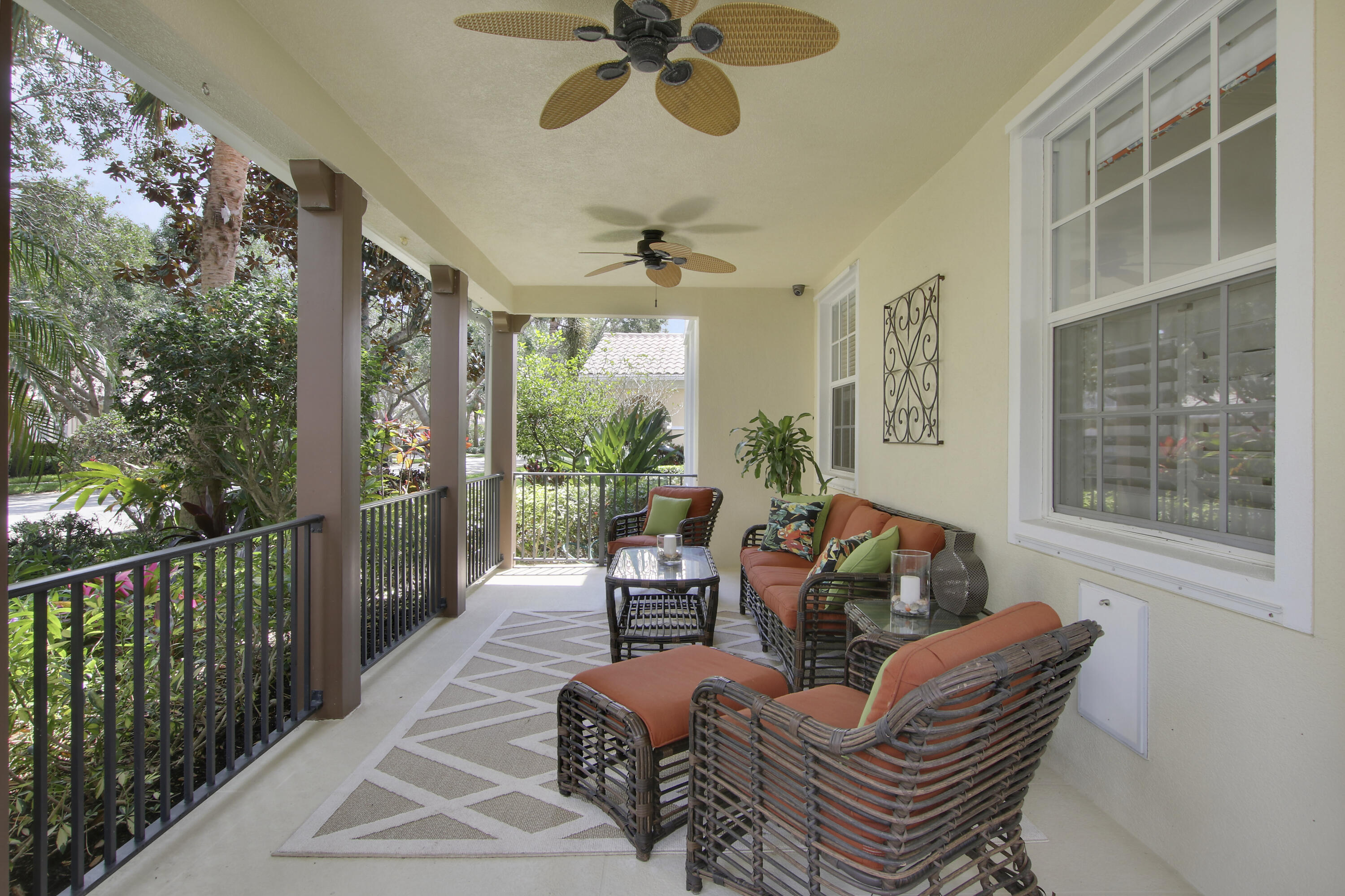 136 Florence Drive Jupiter, FL 33458 - Photo 5 of 51 Front Porch