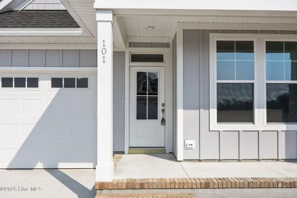 $429,900 | 101 Golden Finch Drive, Beaufort, NC 28516