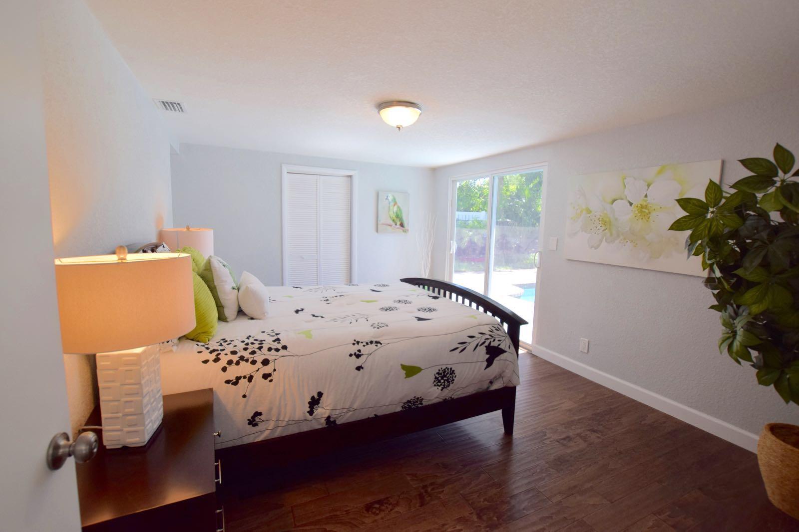 942 Southwest 12th Avenue Boca Raton, FL 33486 - Photo 12 of 22 MASTER BEDROOM