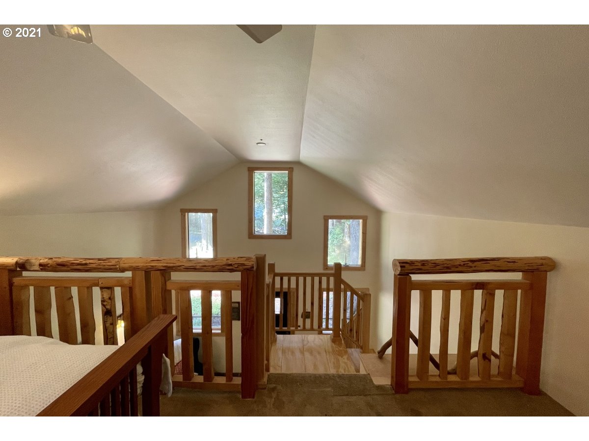 25571 East Pinner Road Rhododendron, OR 97049 - Photo 14 of 21 Gallery Image 14