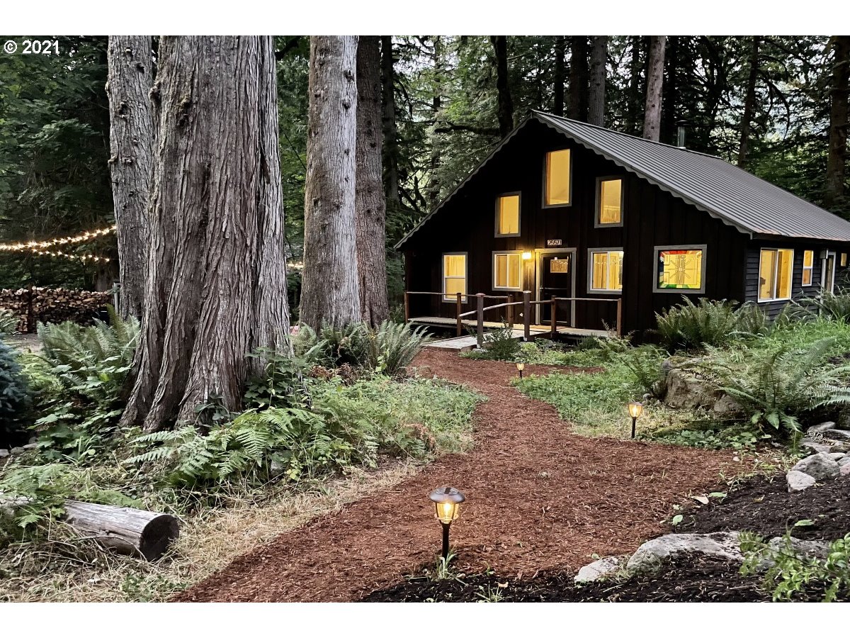 25571 East Pinner Road Rhododendron, OR 97049 - Photo 3 of 21 Gallery Image 3