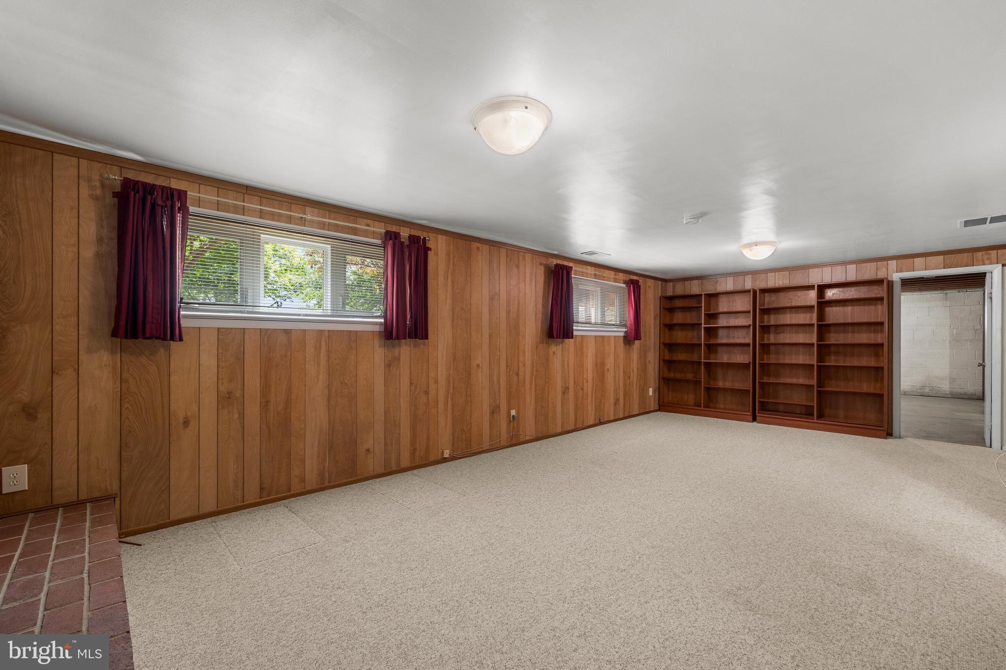 15007 Carlbern Drive Centreville, VA 20120 - Photo 38 of 47 an empty room with furniture and windows