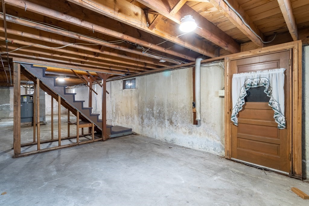 326 Franklin Road Fitchburg, MA 01420 - Photo 34 of 39 Gallery Image 34