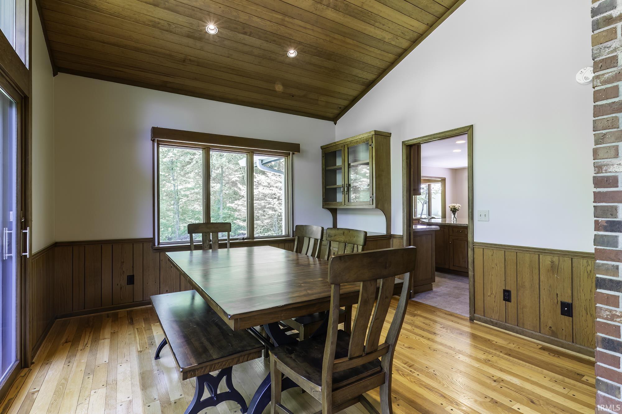 2125 Gump Road East Fort Wayne, IN 46845 - Photo 12 of 36