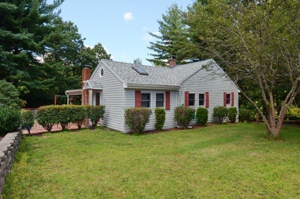 5 Bellflower Road North Reading, MA 01864 - Photo 1 of 30 Gallery Image 1