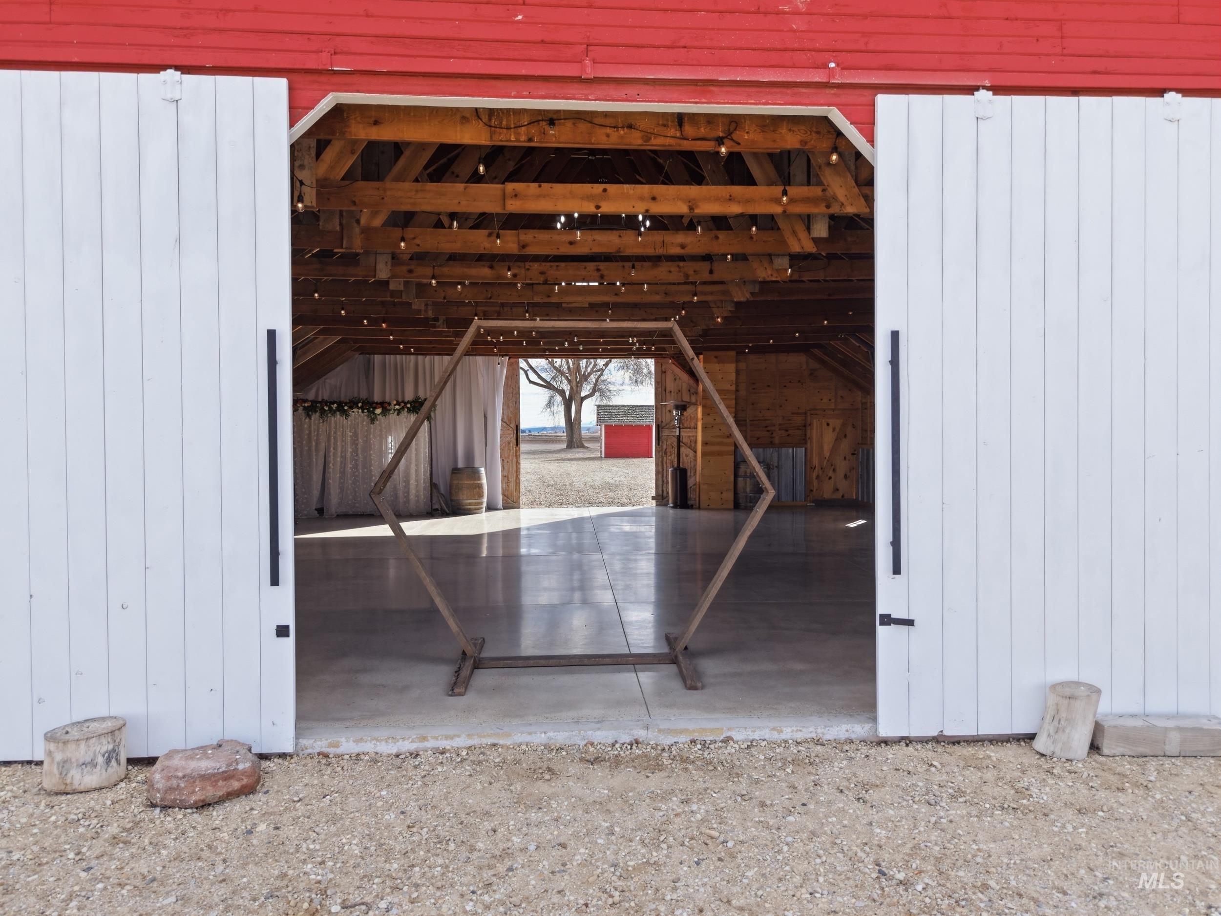 9762 Deer Flat Road Nampa, ID 83686 - Photo 21 of 24 View of horse barn