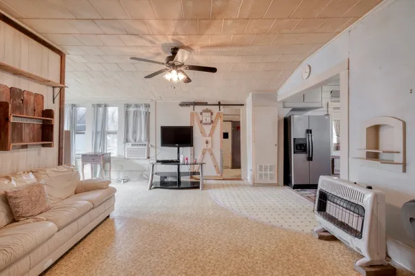 $234,000 | 300 South Rio Grande Street, Granger, TX 76530