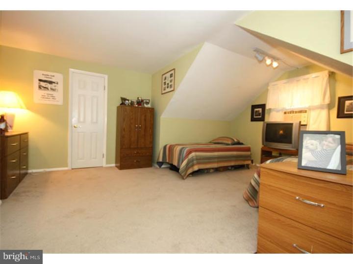97 Taunton Road Medford, NJ 08055 - Photo 14 of 18 Gallery Image 14