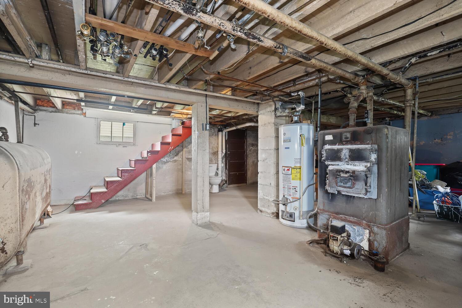 3 Willow Avenue Baltimore, MD 21206 - Photo 28 of 41 Storage and Laundry Area