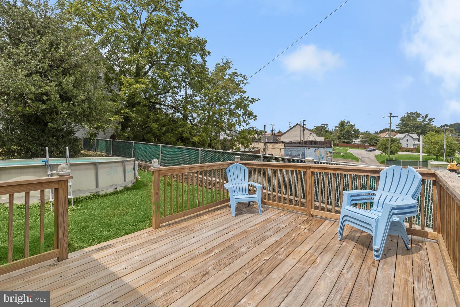 3 Willow Avenue Baltimore, MD 21206 - Photo 32 of 41 Spacious Deck