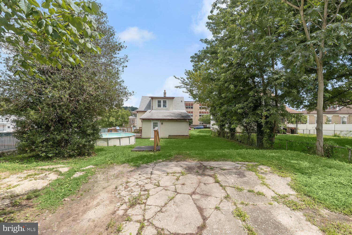 3 Willow Avenue Baltimore, MD 21206 - Photo 38 of 41 Parking Pad